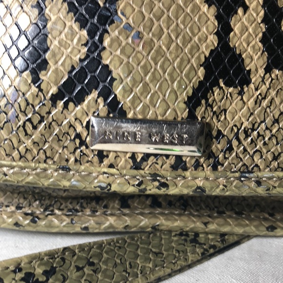 Nine West Saddle Bag - Picture 6 of 8